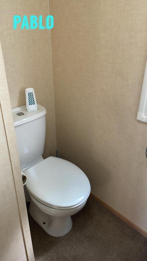 Towyn Six Berth En Suite Caravan ริล ภายนอก รูปภาพ