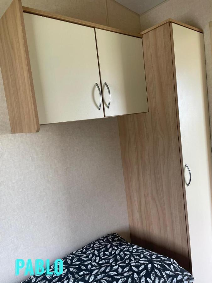Towyn Six Berth En Suite Caravan ริล ภายนอก รูปภาพ