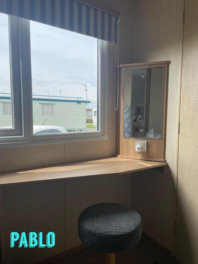 Towyn Six Berth En Suite Caravan ริล ภายนอก รูปภาพ