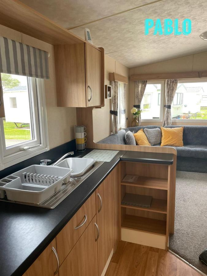 Towyn Six Berth En Suite Caravan ริล ภายนอก รูปภาพ